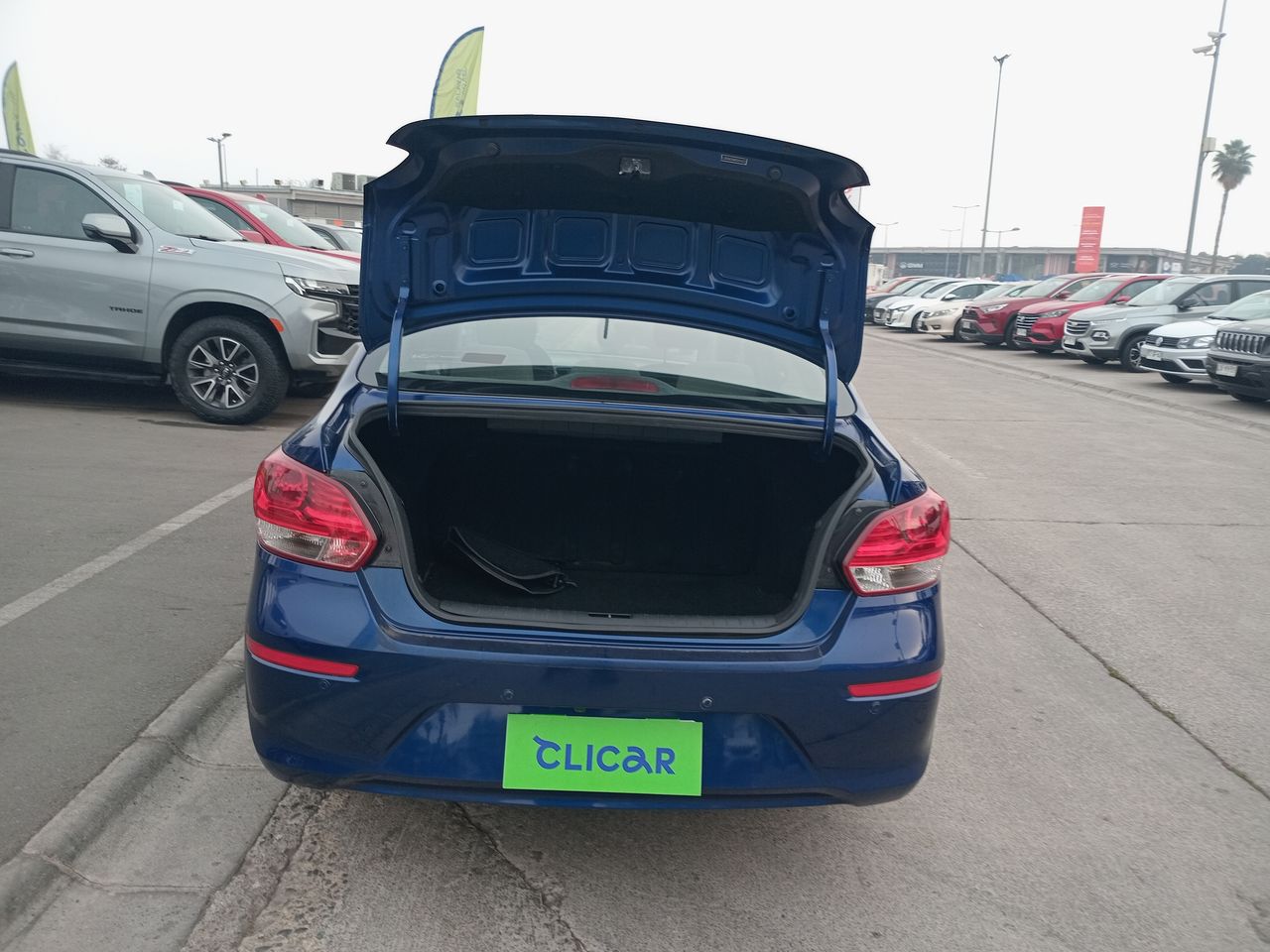 KIA - 12