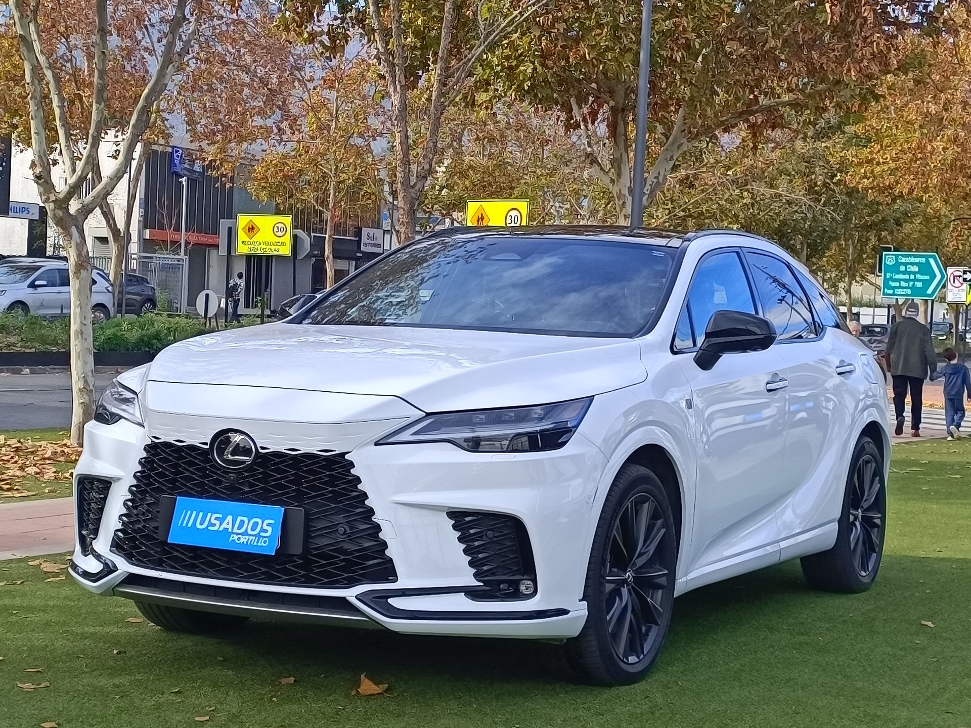 LEXUS - 2