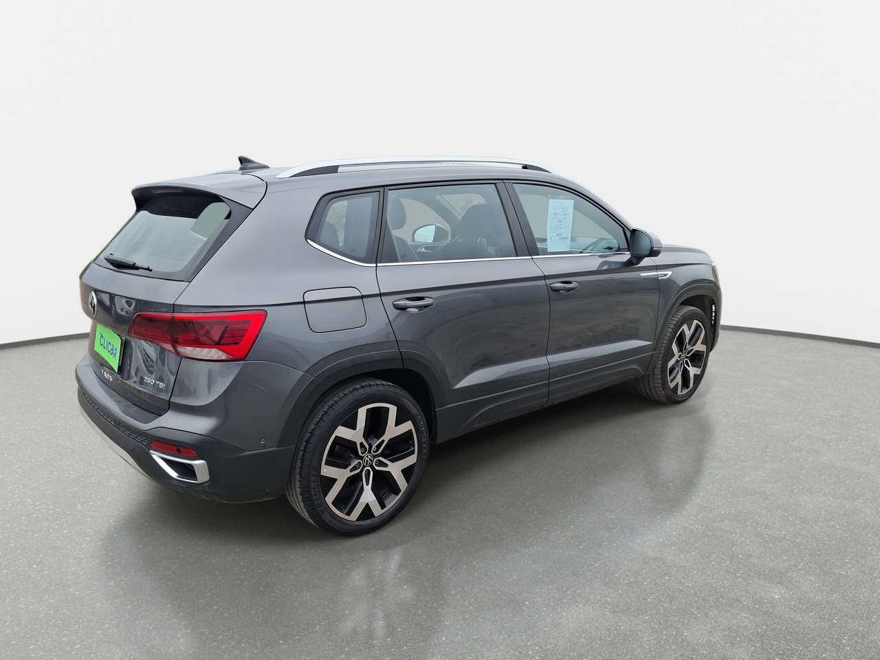 Porsche Cayenne — foto 8 de 33