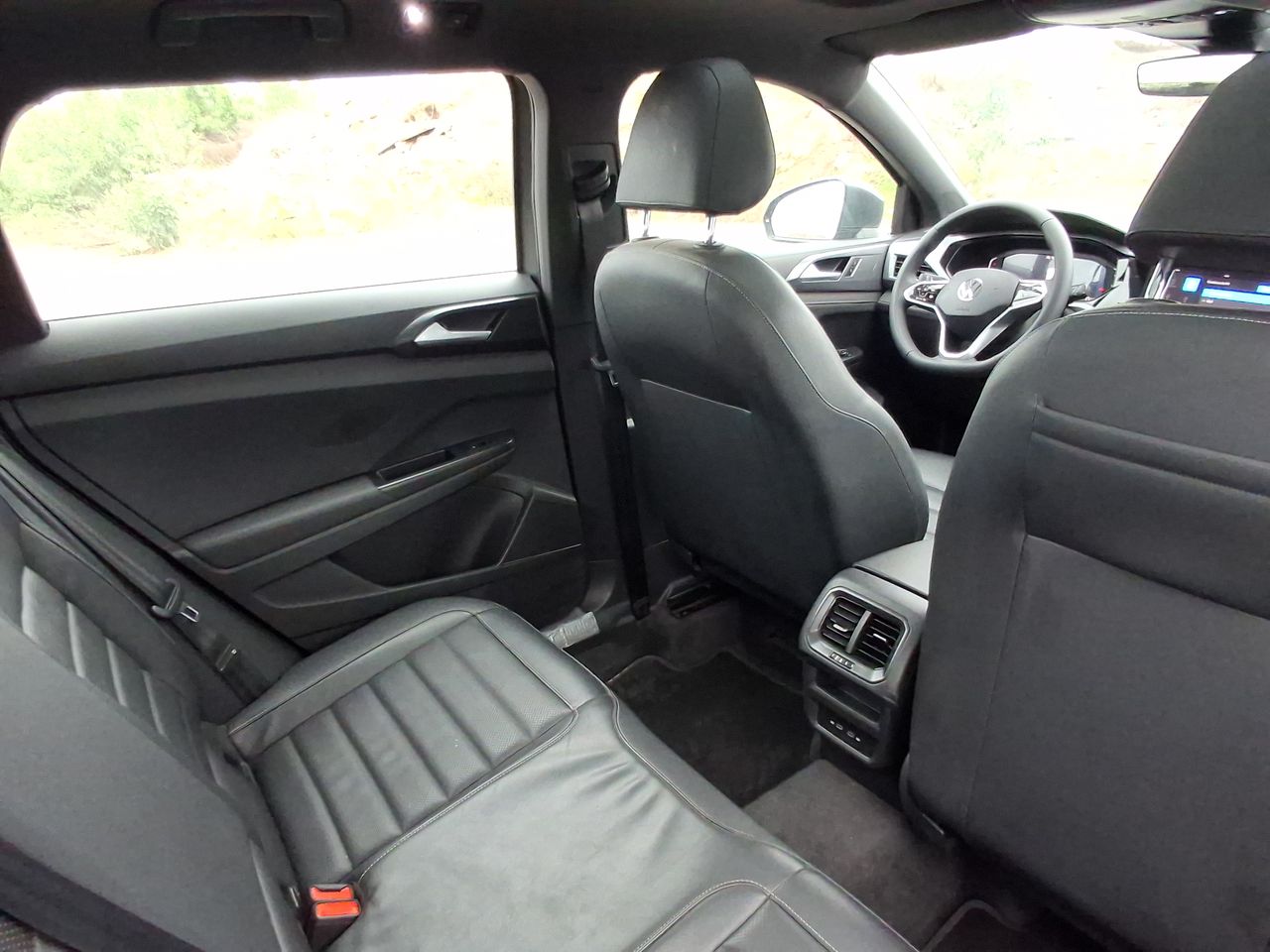 Nissan Qashqai — foto 8 de 25