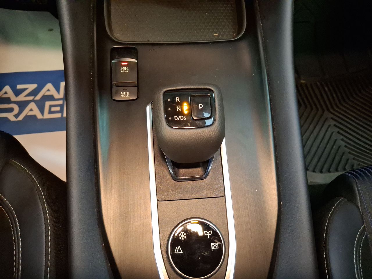 NISSAN - 31