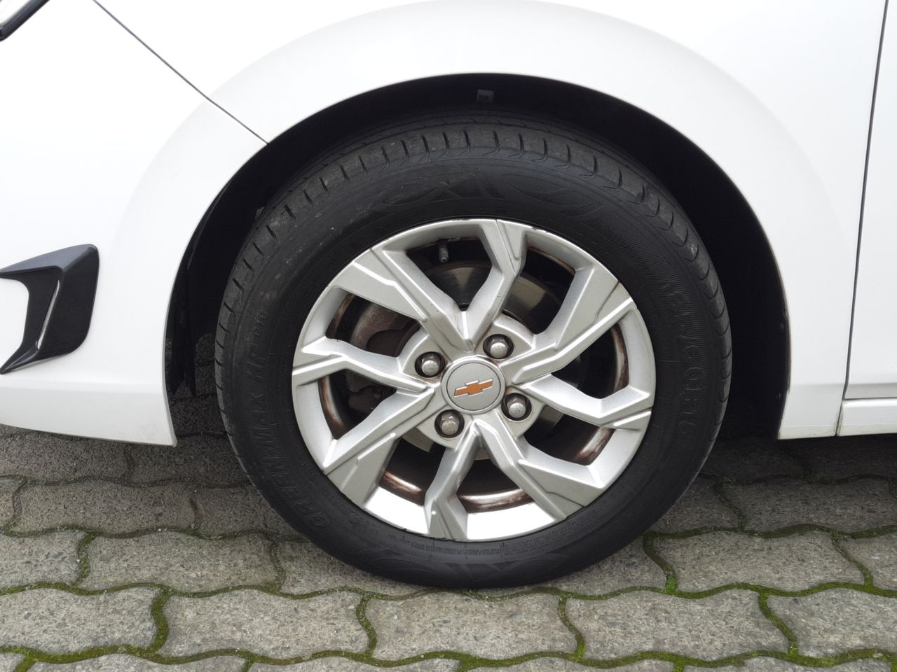 Chevrolet Sail — foto 10 de 29