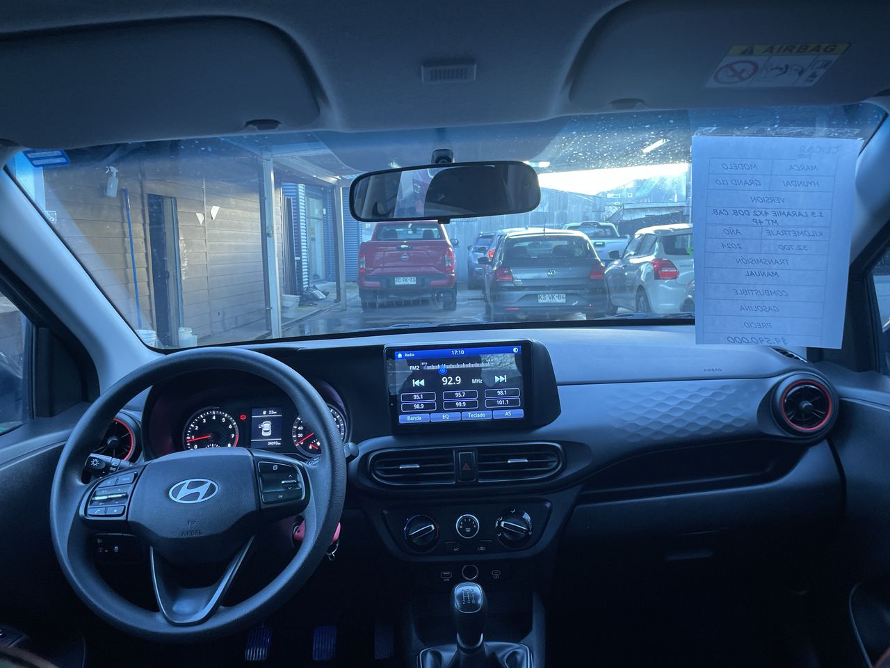 HYUNDAI - 22