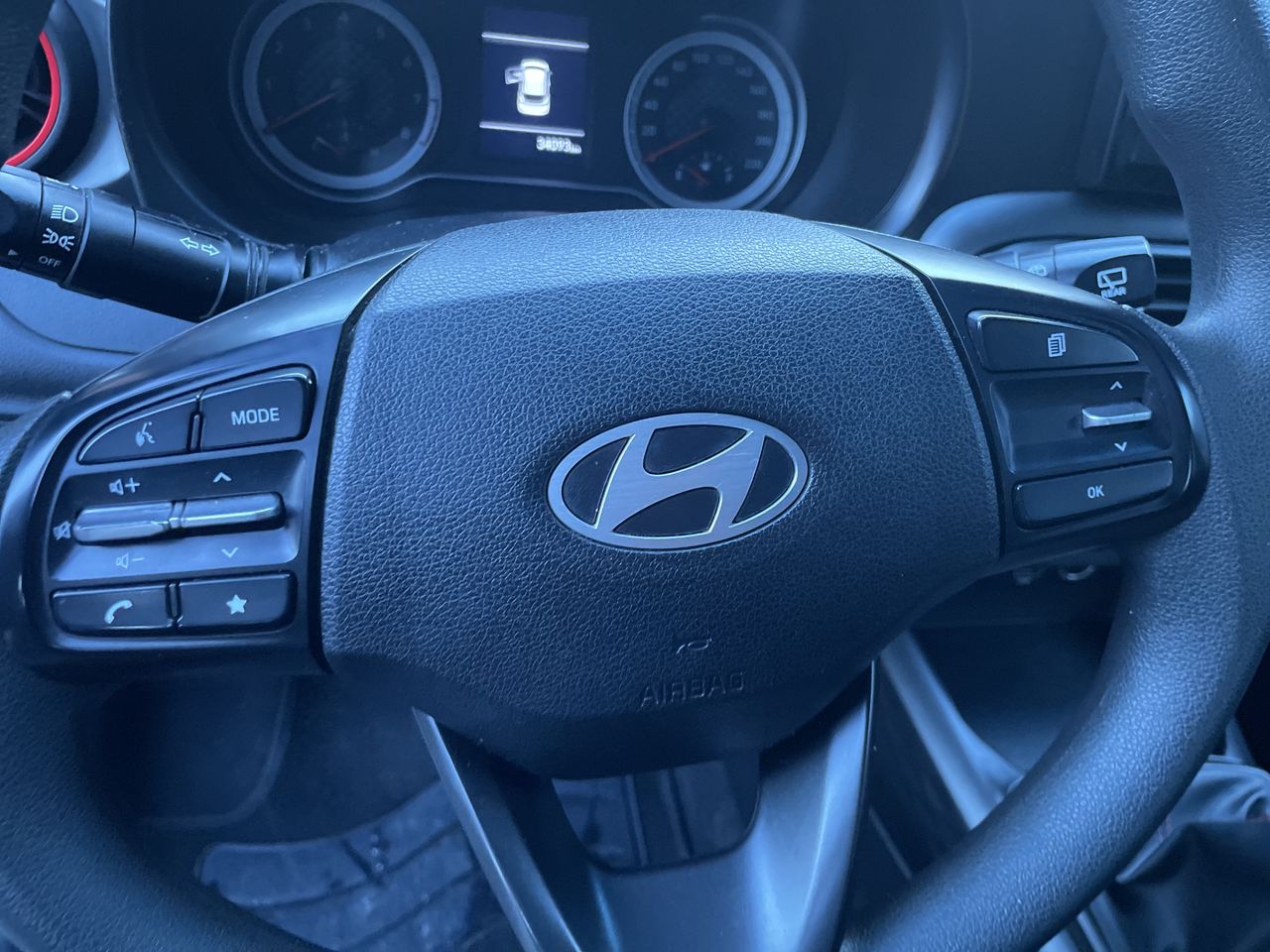 HYUNDAI - 16