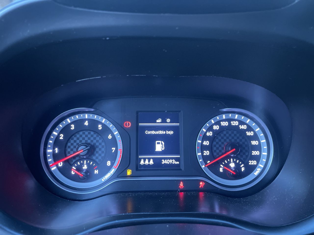 HYUNDAI - 17