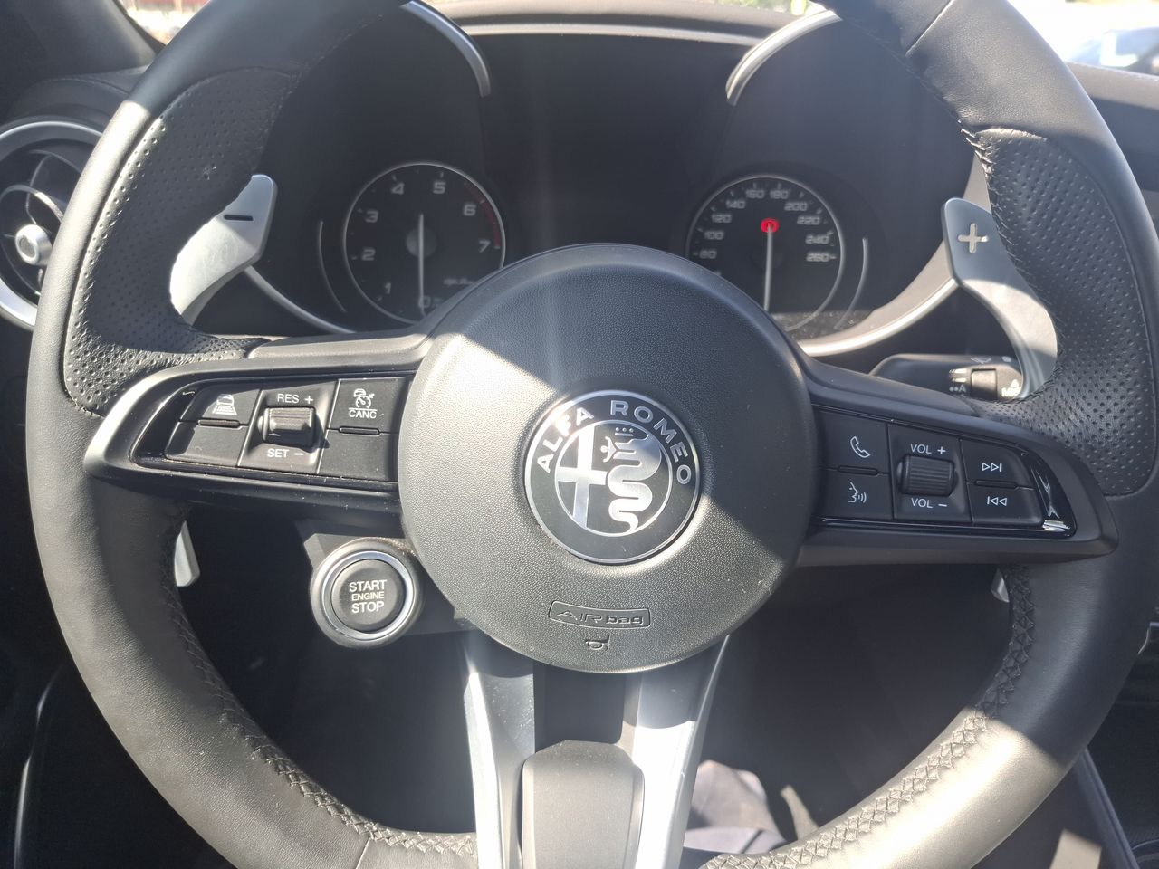 ALFA ROMEO - 25