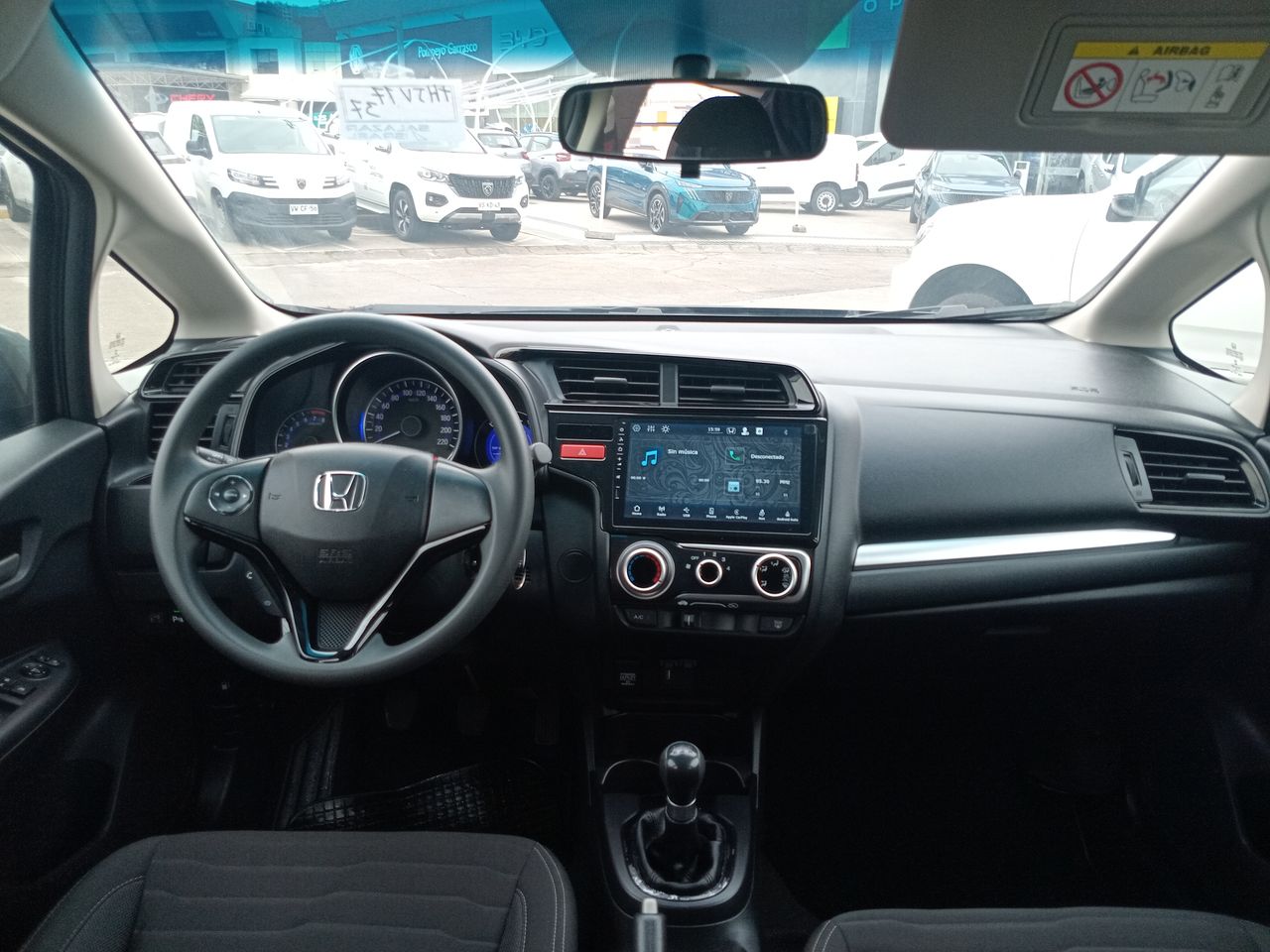 Honda WR-V — foto 24 de 27