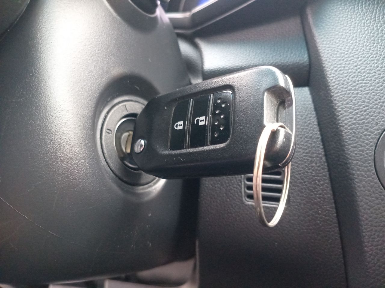 Honda WR-V — foto 27 de 27