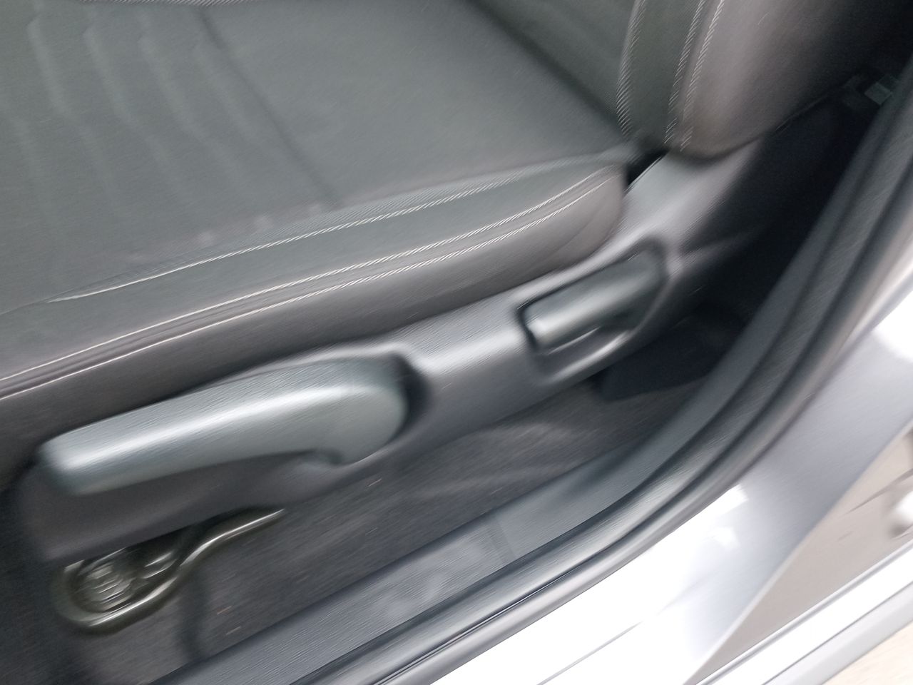Honda WR-V — foto 15 de 27