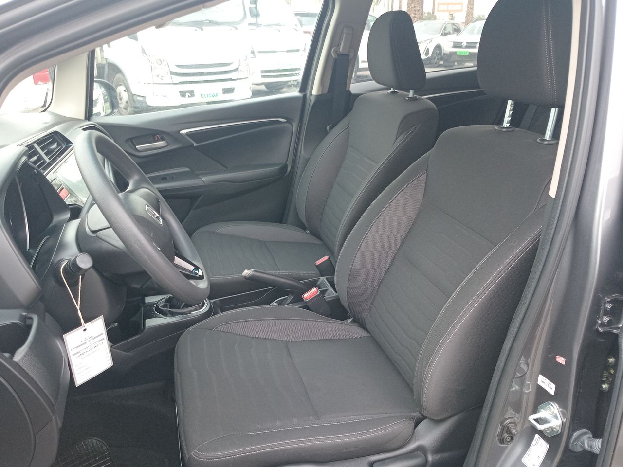 Honda WR-V — foto 16 de 27
