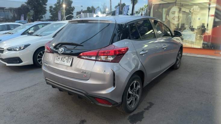 TOYOTA - 3