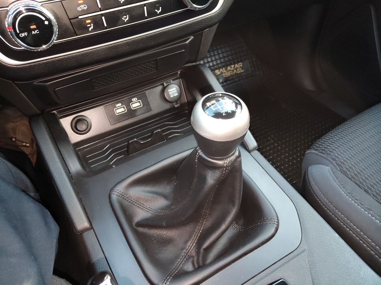SSANGYONG - 32