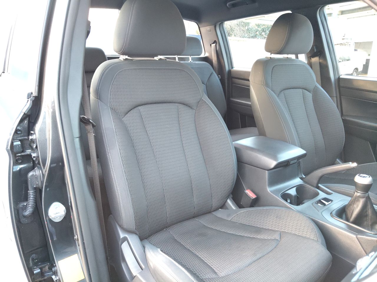 SSANGYONG - 34