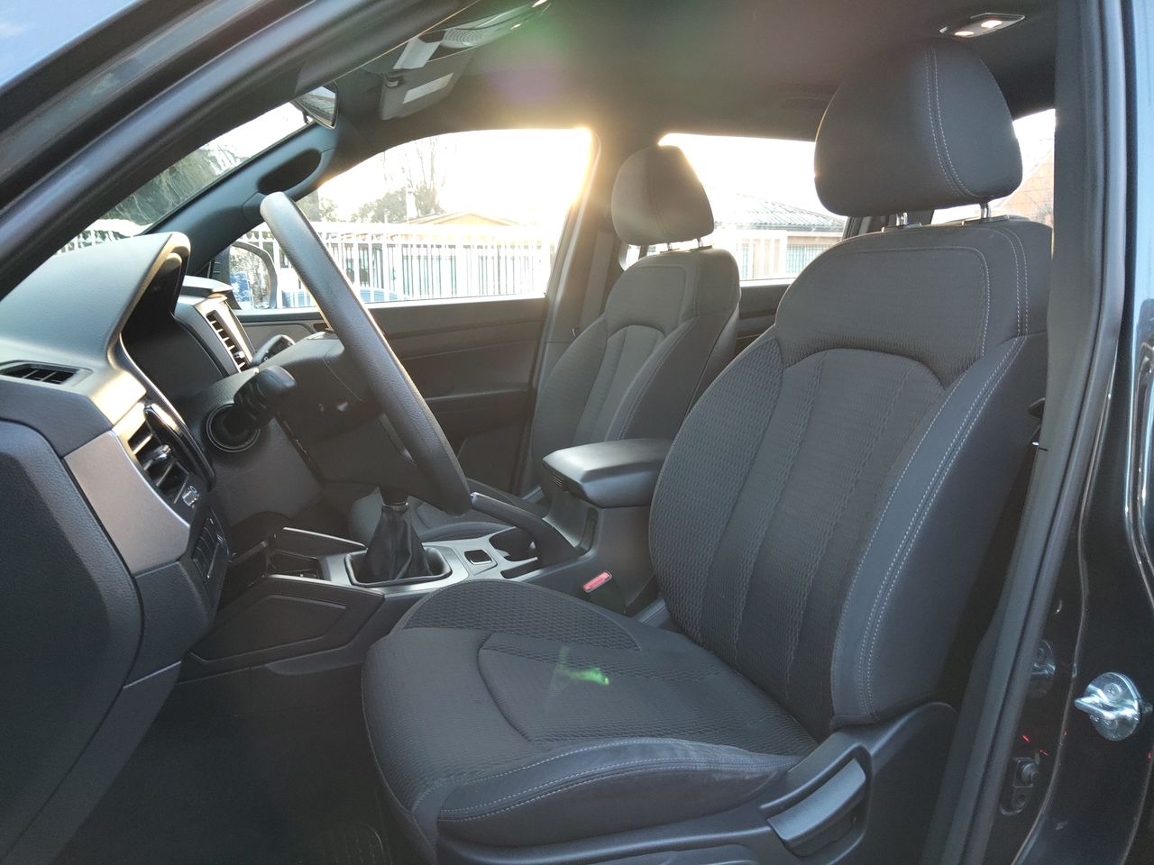 SSANGYONG - 25