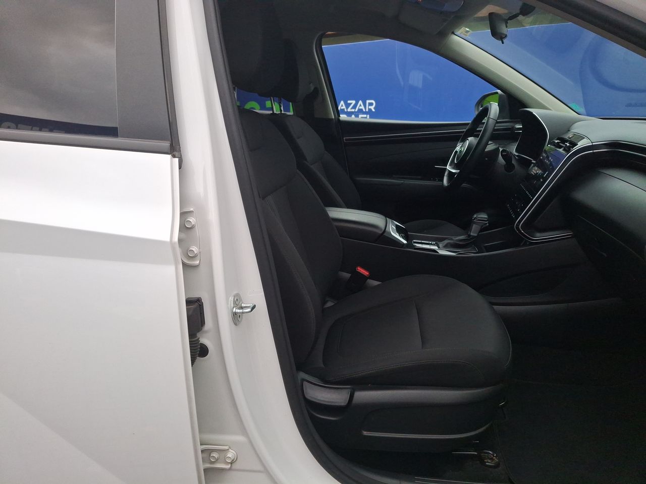 HYUNDAI - 32