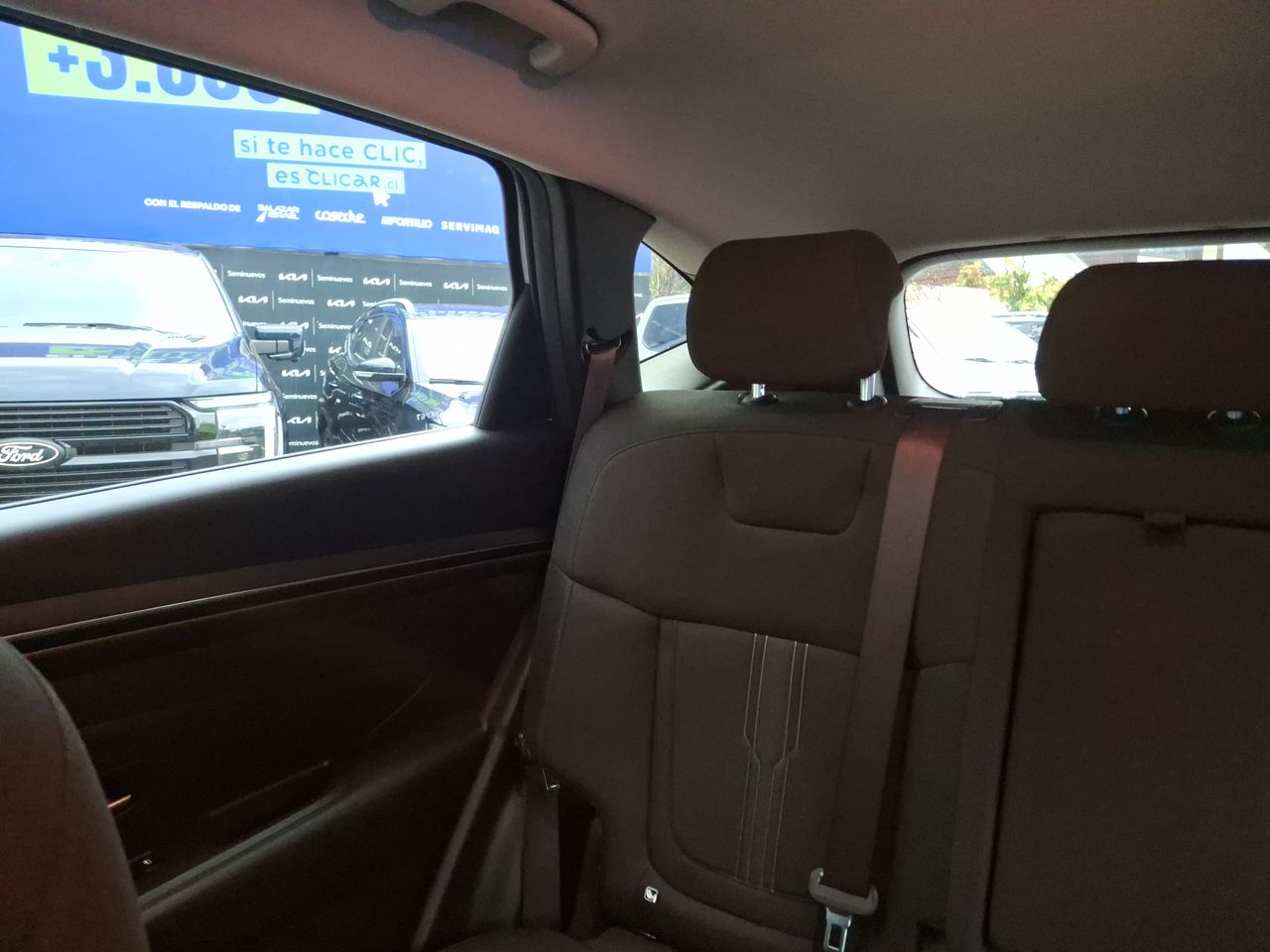 HYUNDAI - 12