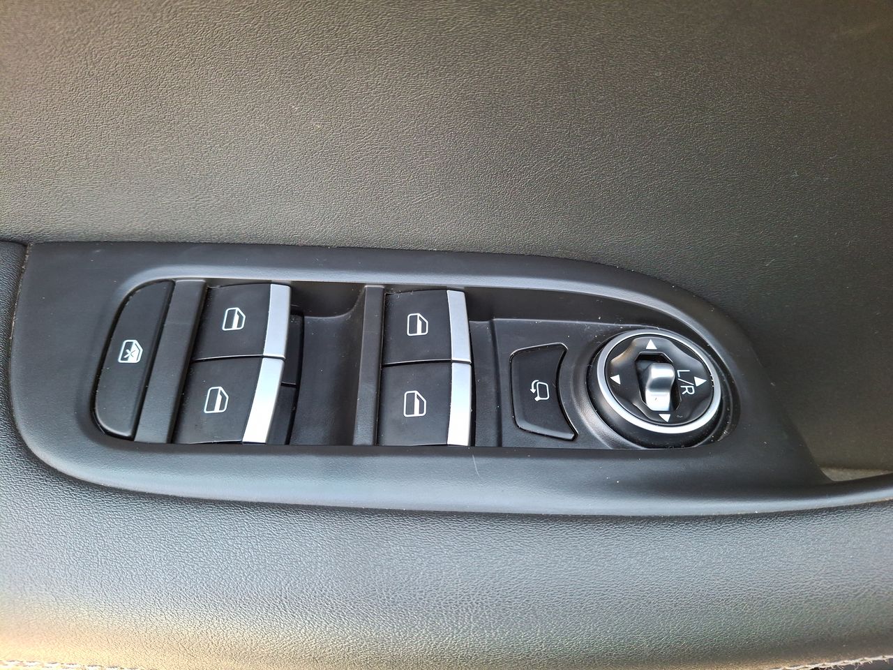CHERY - 21