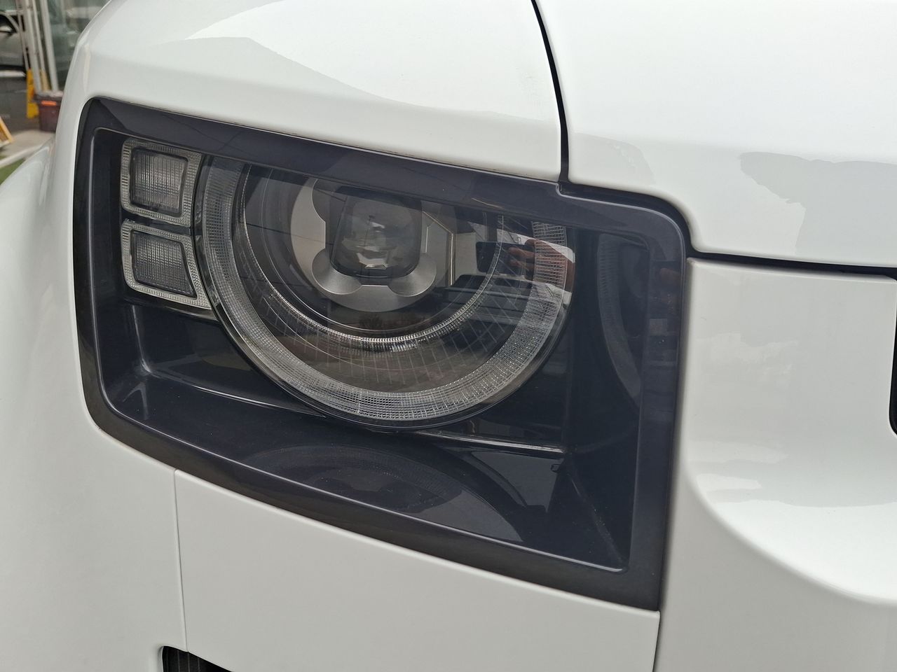 LAND ROVER - 19
