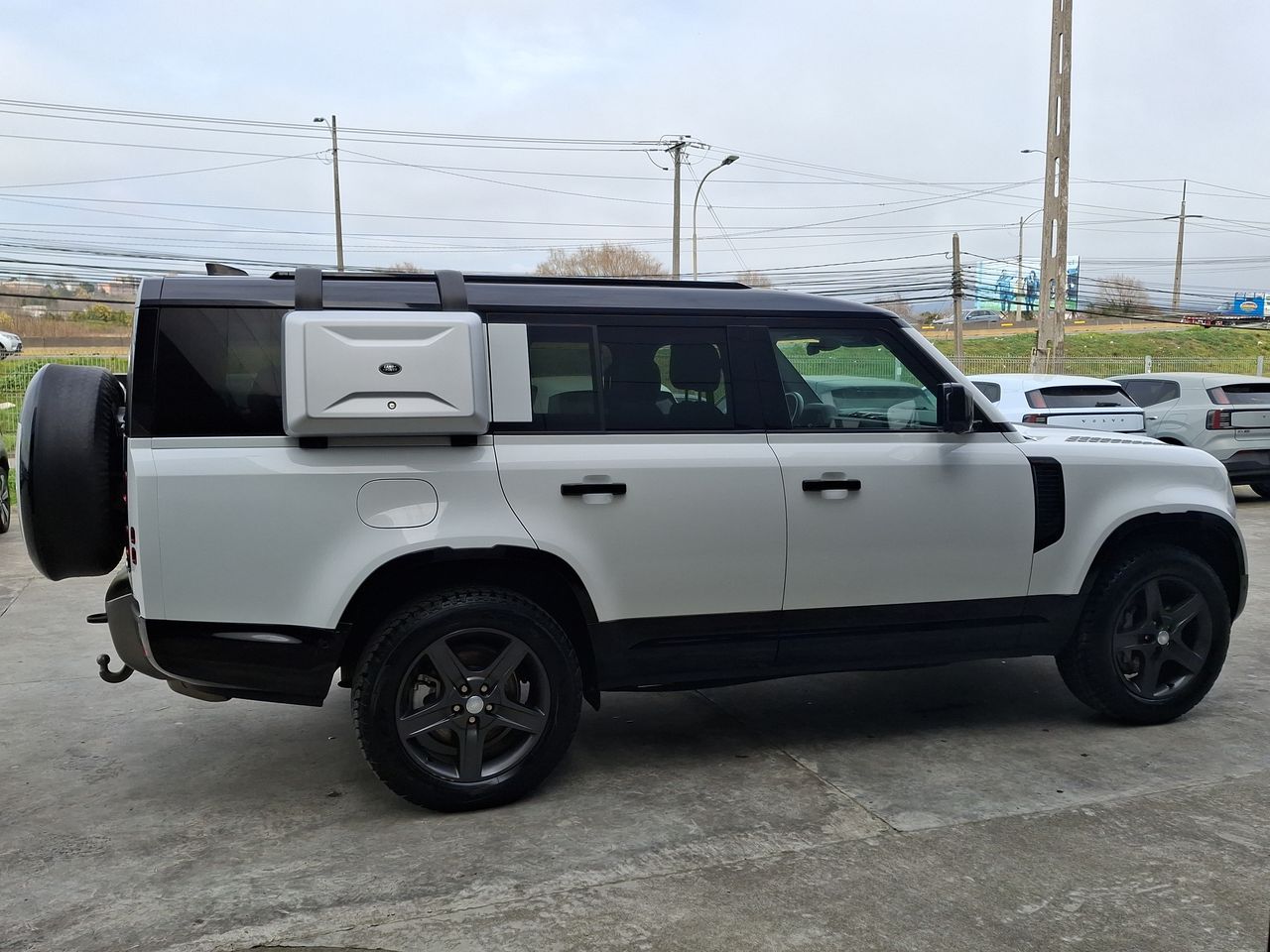 LAND ROVER - 8