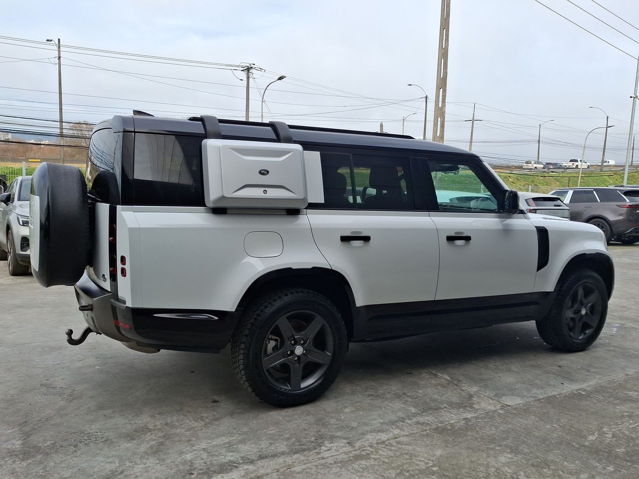 LAND ROVER - 7