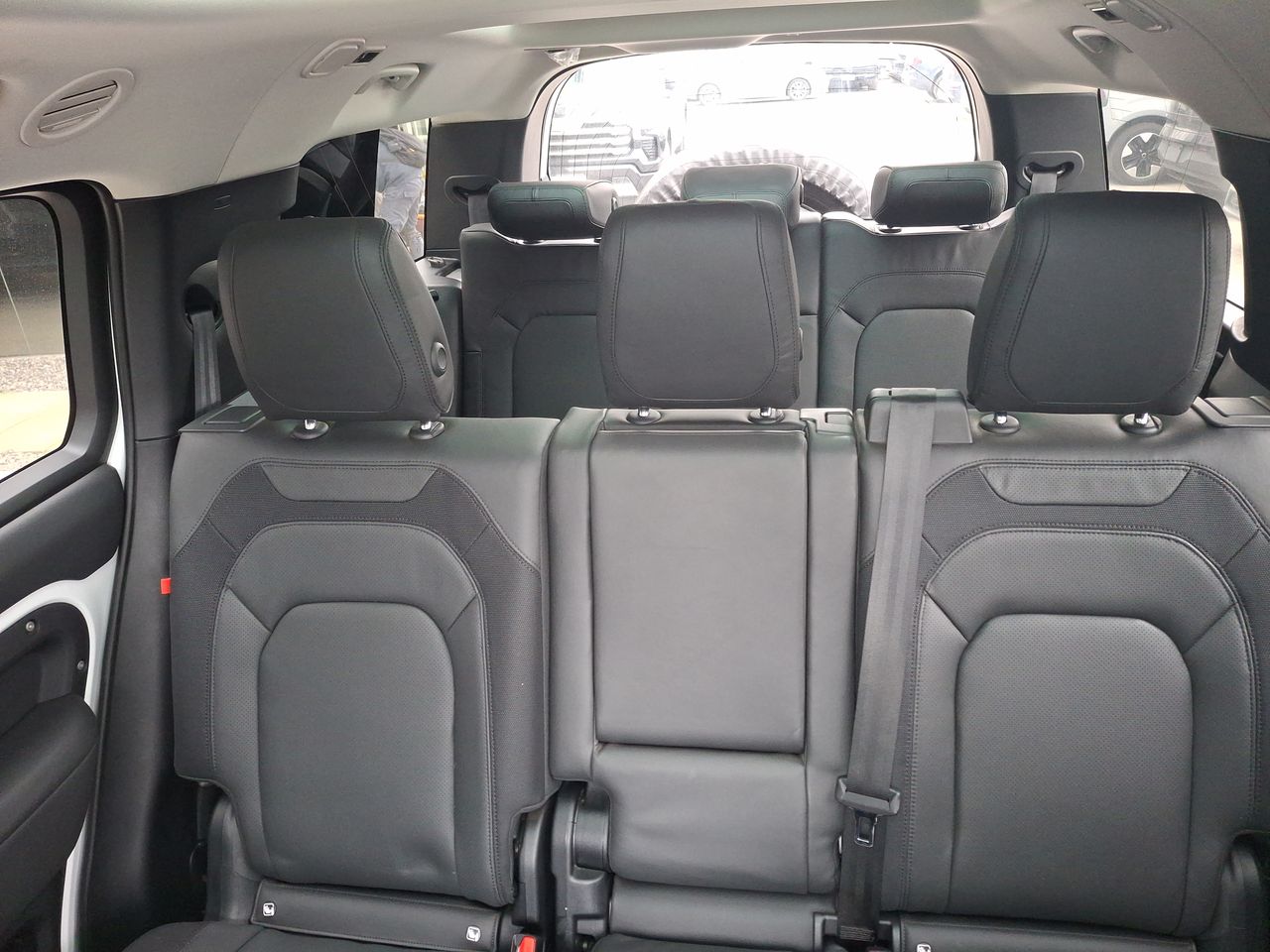 LAND ROVER - 13