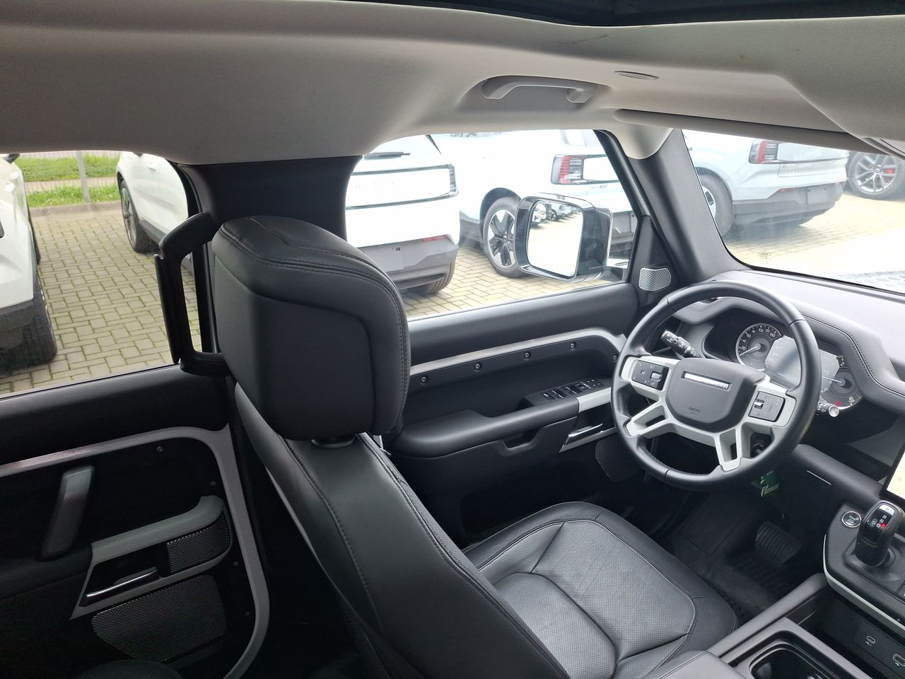 LAND ROVER - 16