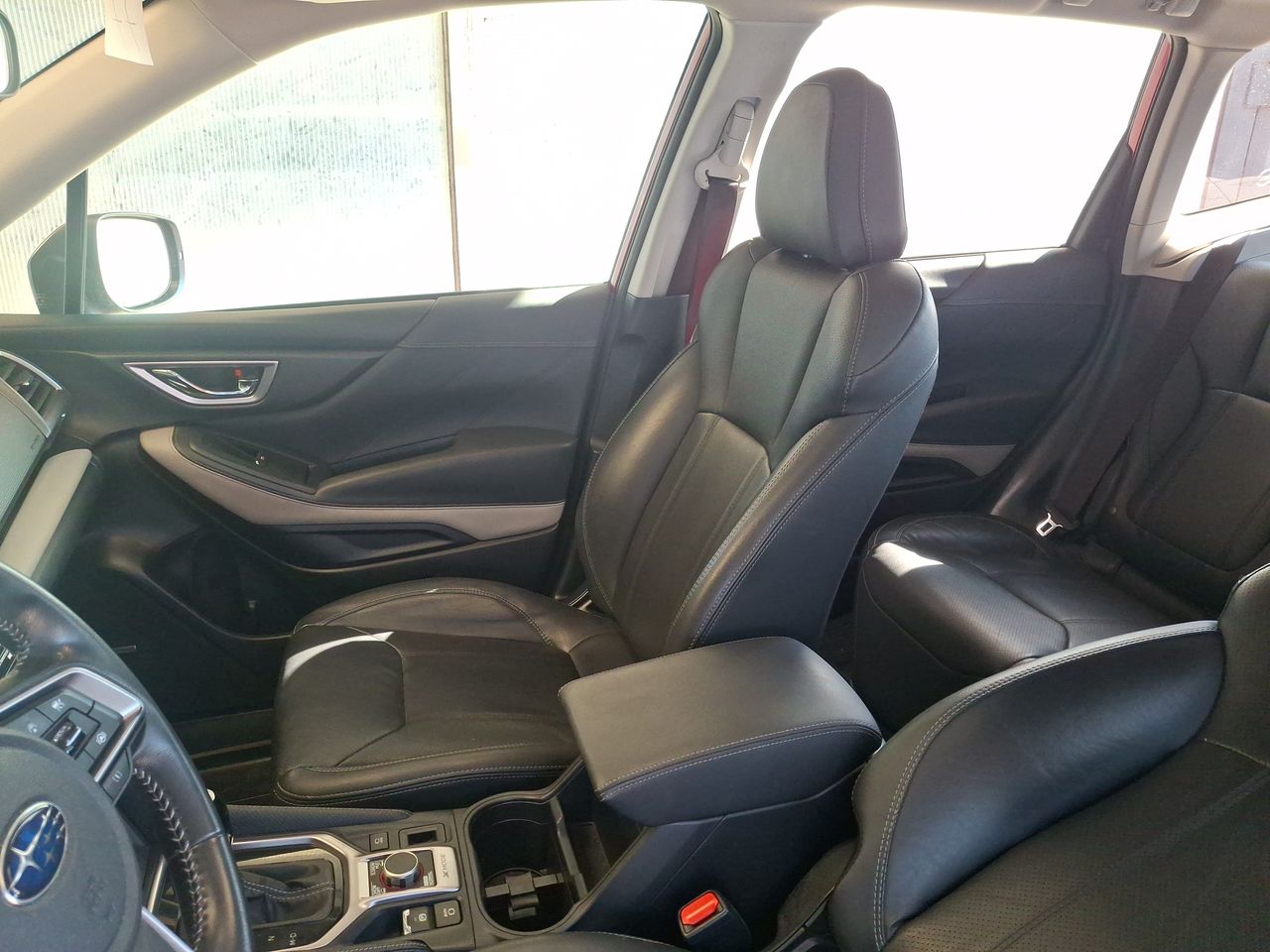Subaru Forester — foto 12 de 37