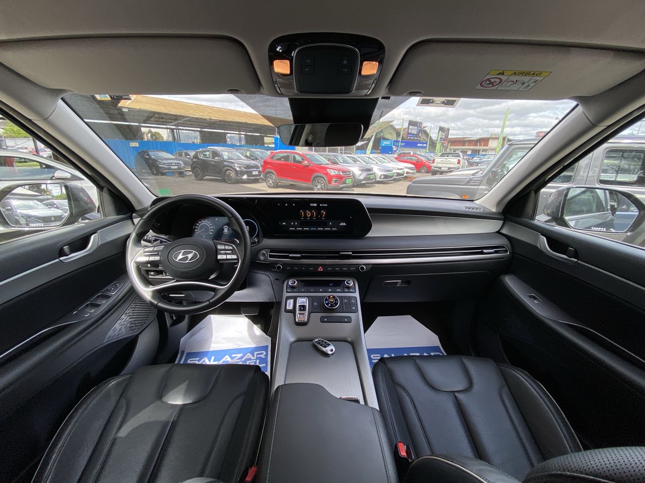 HYUNDAI - 7