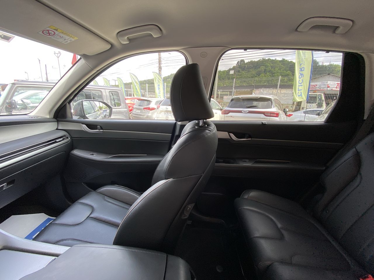 HYUNDAI - 9