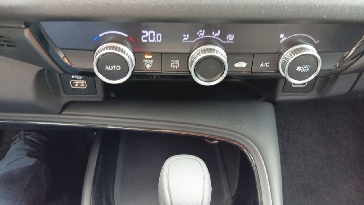 Honda HR-V — foto 30 de 38