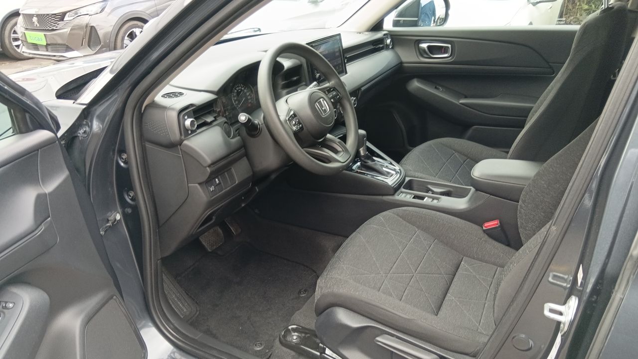 Honda HR-V — foto 15 de 38