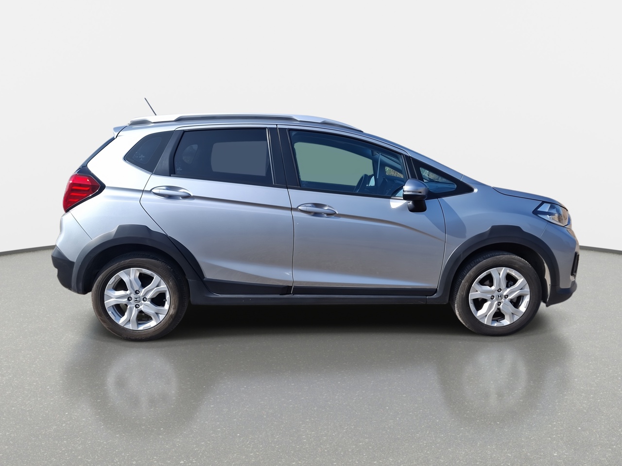 Honda WR-V — foto 9 de 32