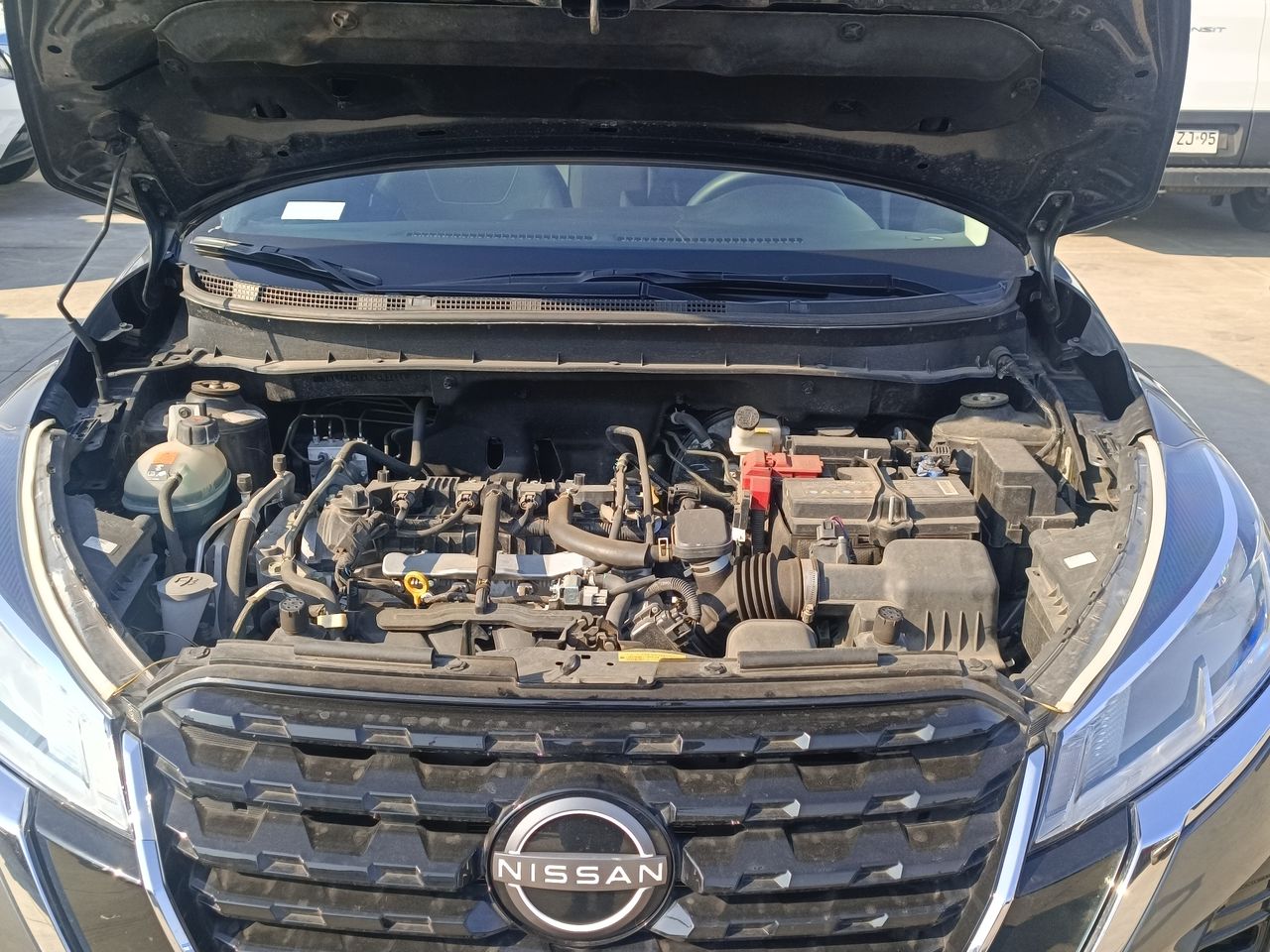 NISSAN - 18