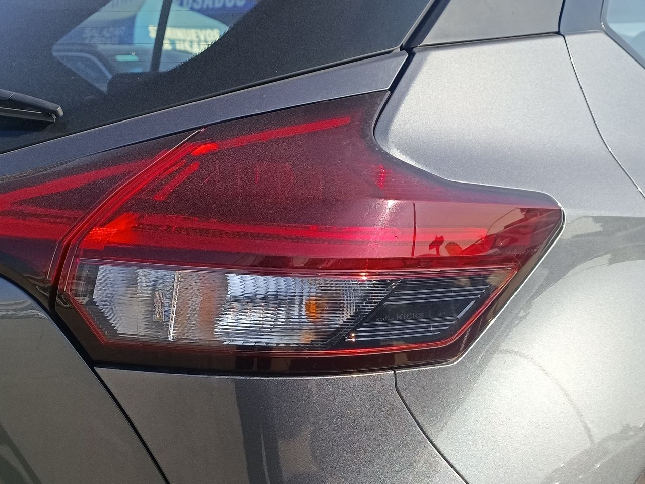 NISSAN - 21
