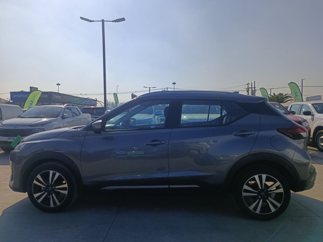 NISSAN - 4
