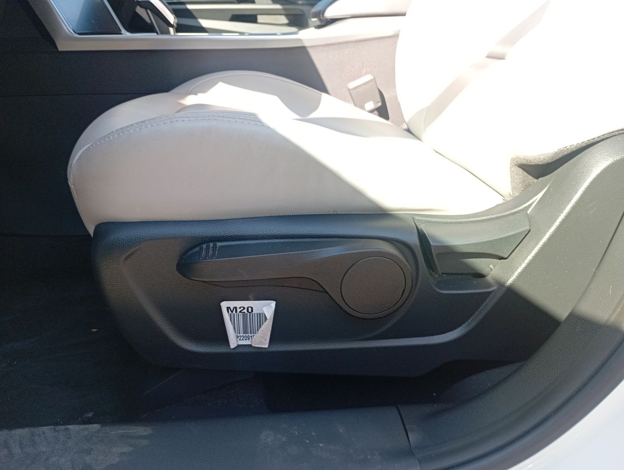 SSANGYONG - 24