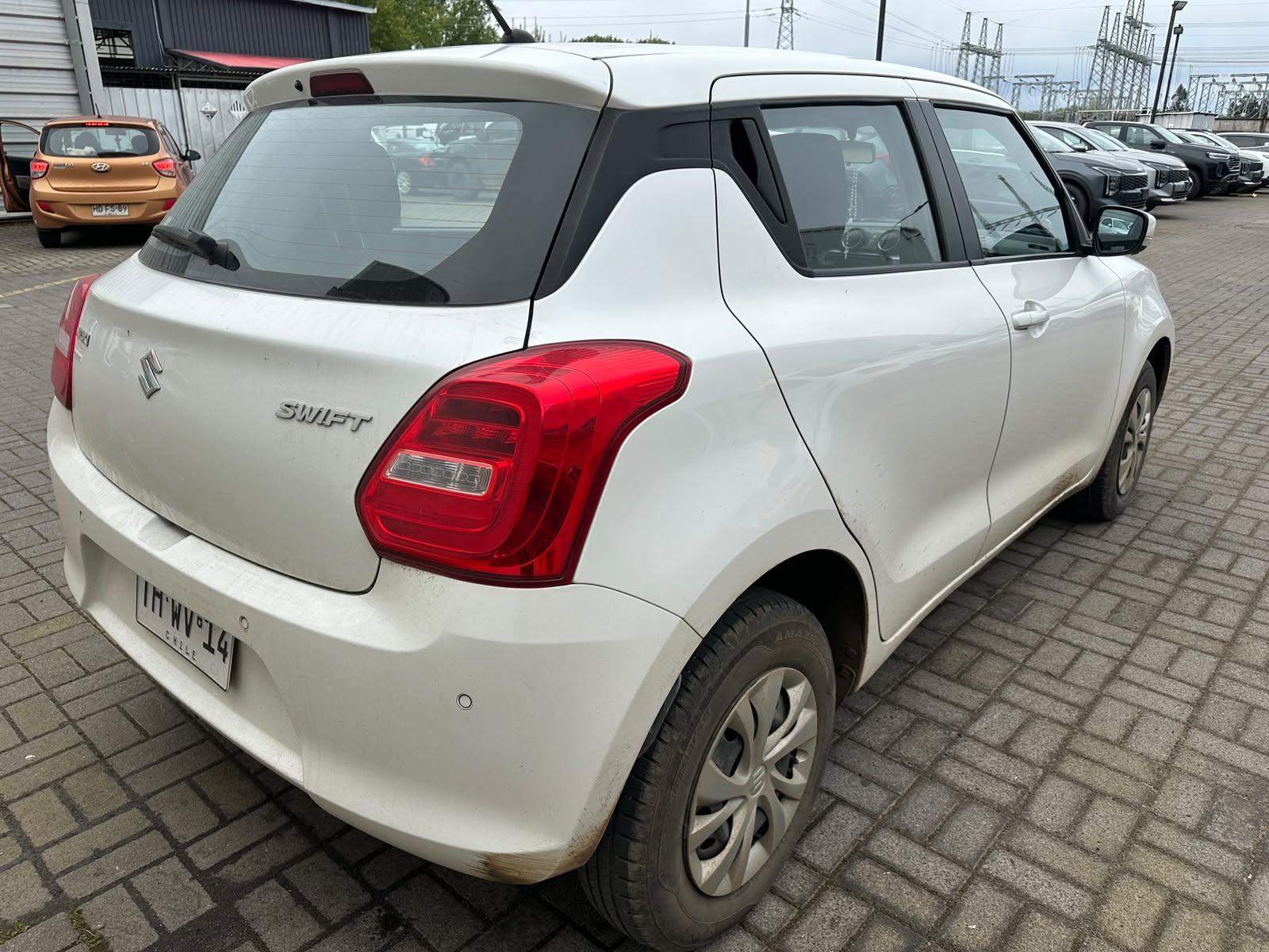 SUZUKI - 4