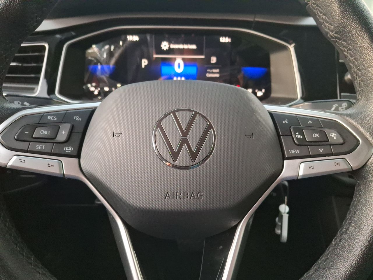 VOLKSWAGEN - 24