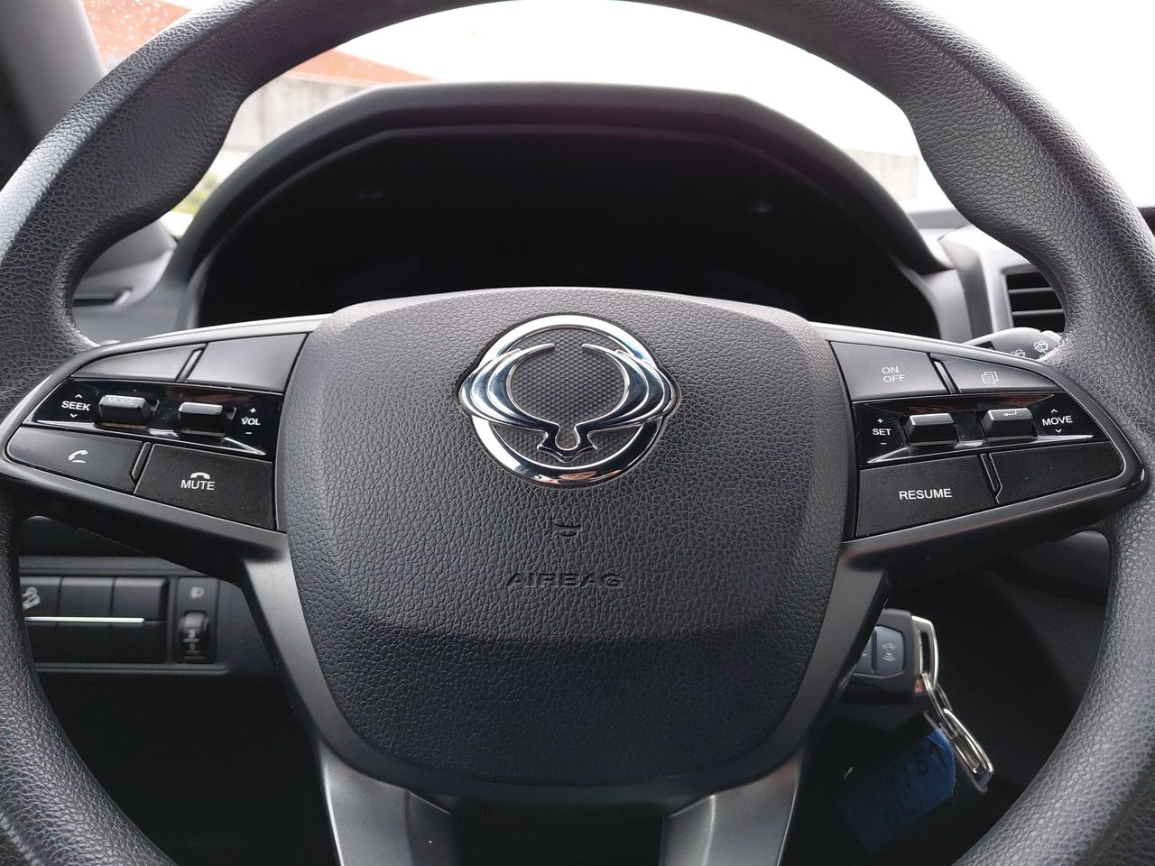 SsangYong Musso — foto 17 de 24