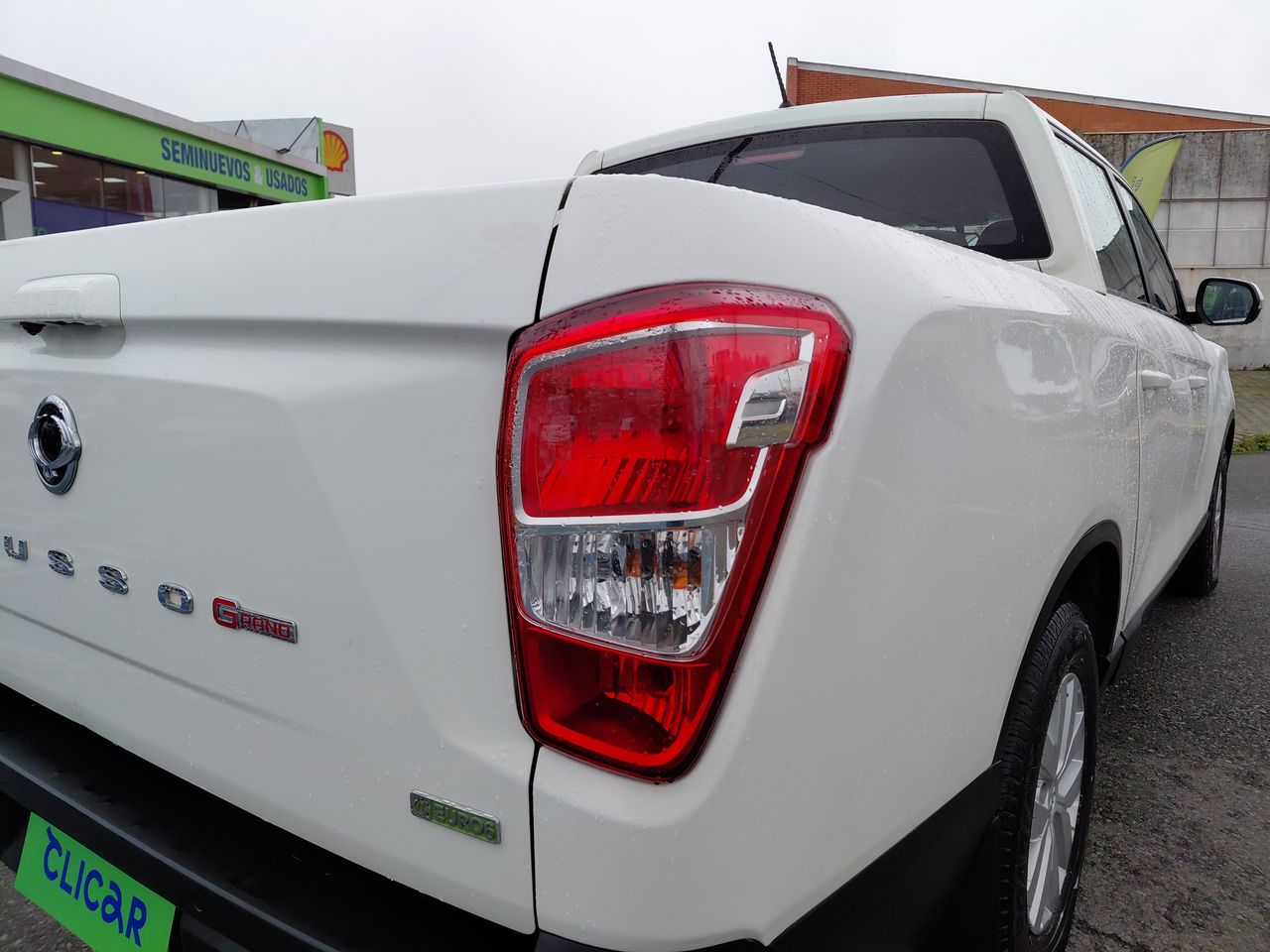 SsangYong Musso — foto 12 de 24