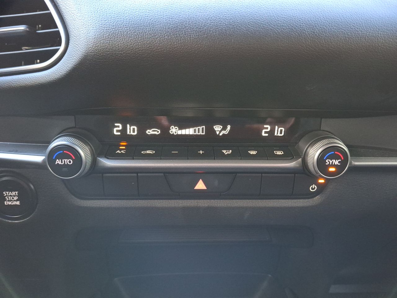 MAZDA - 27