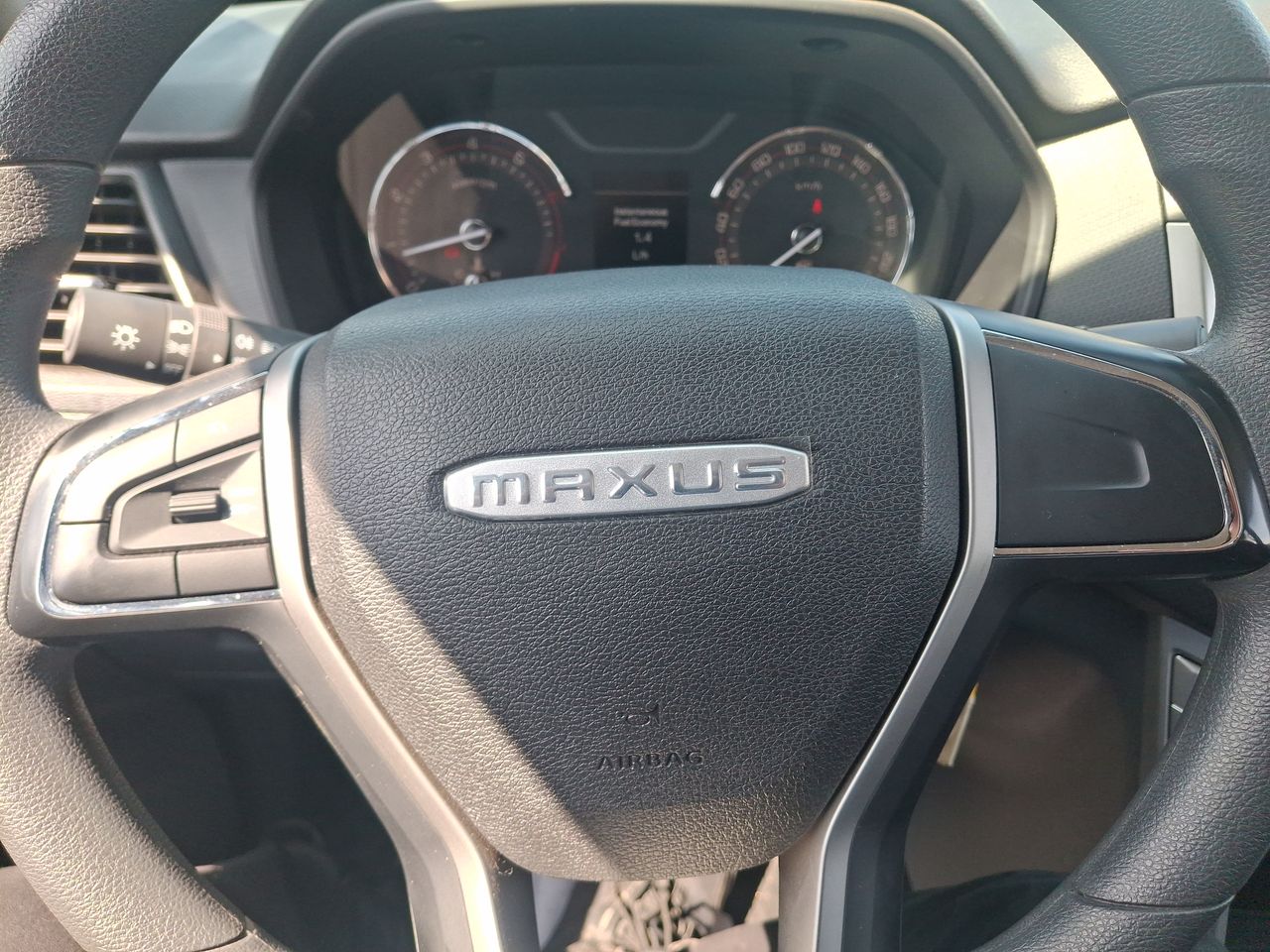 MAXUS - 24