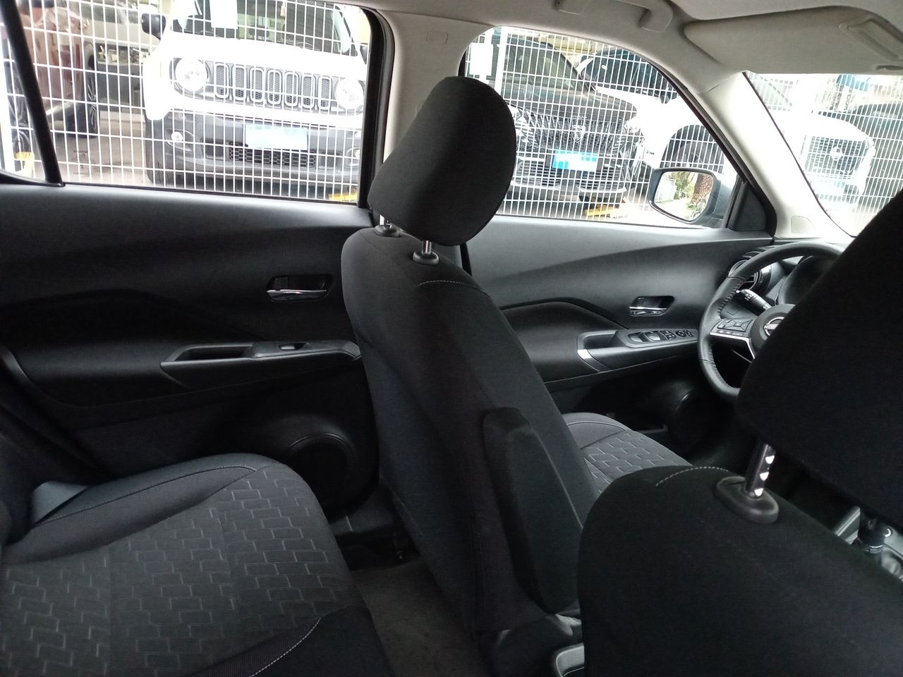 NISSAN - 15