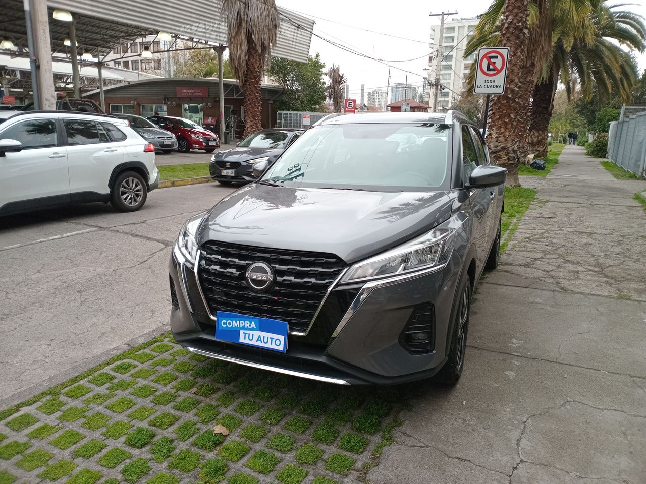 NISSAN - 2