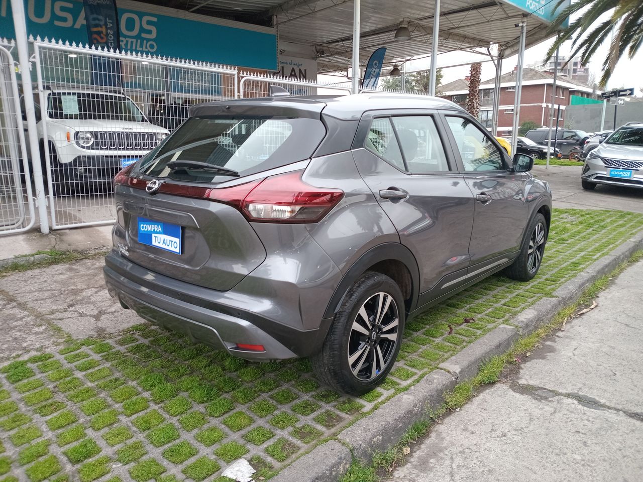 NISSAN - 7