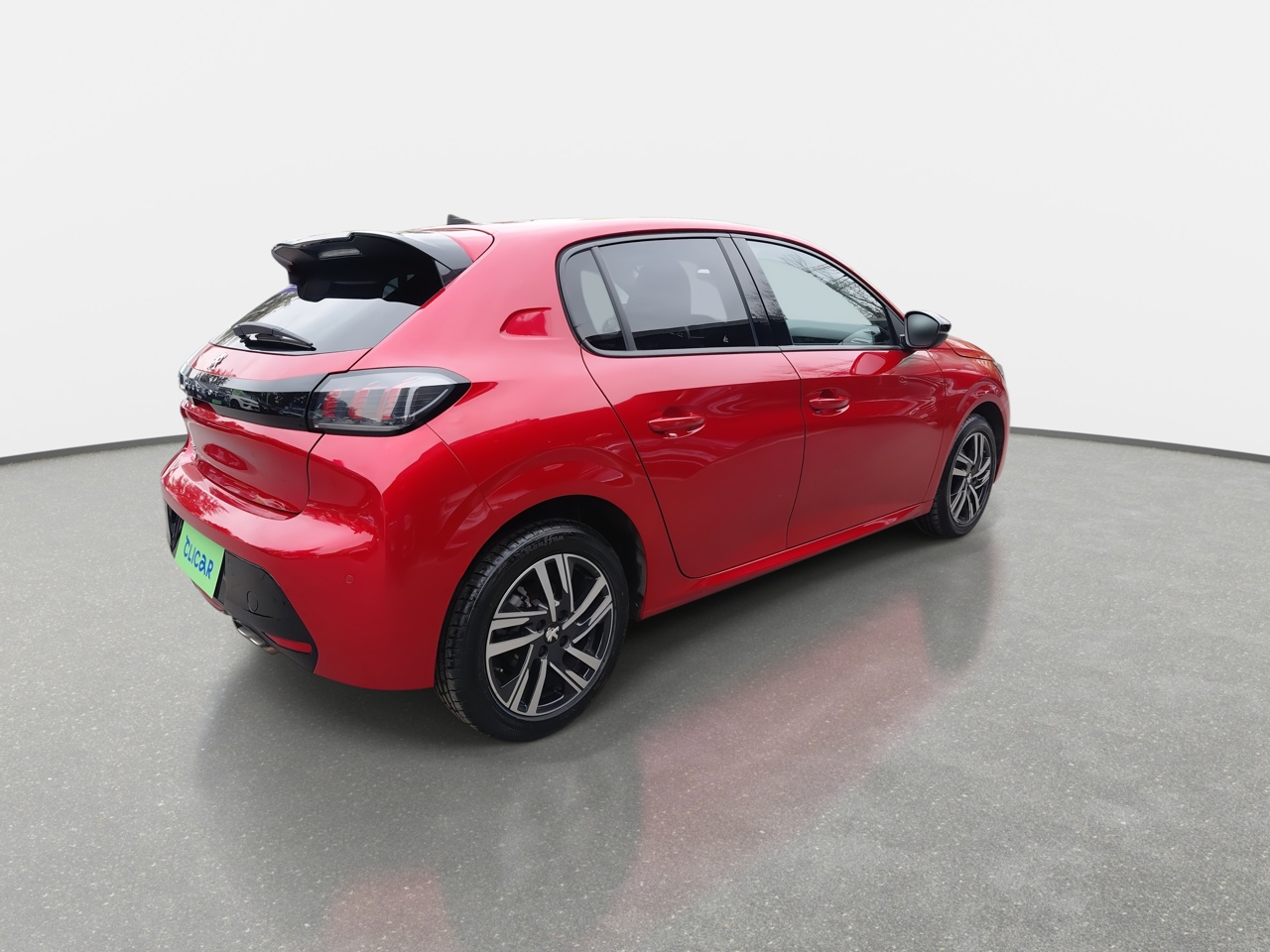 Peugeot 208 — foto 8 de 34