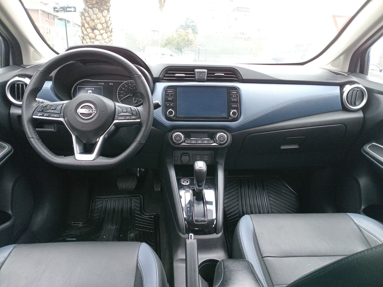 NISSAN - 33