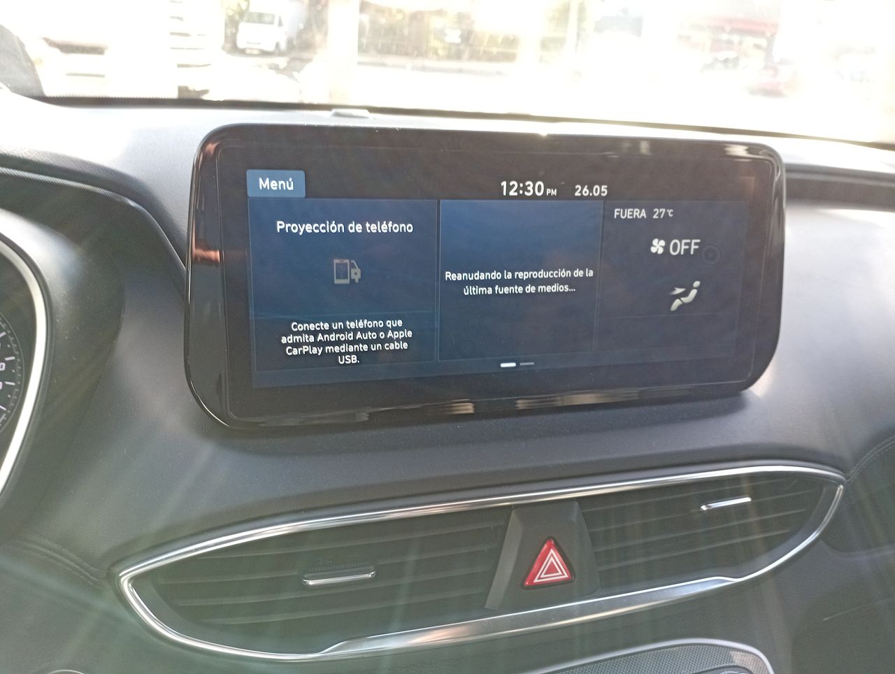 HYUNDAI - 12