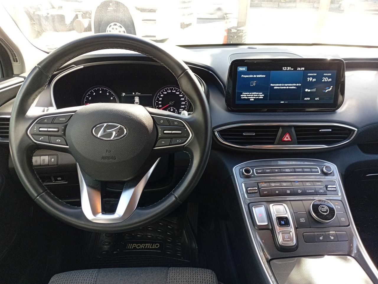 HYUNDAI - 16