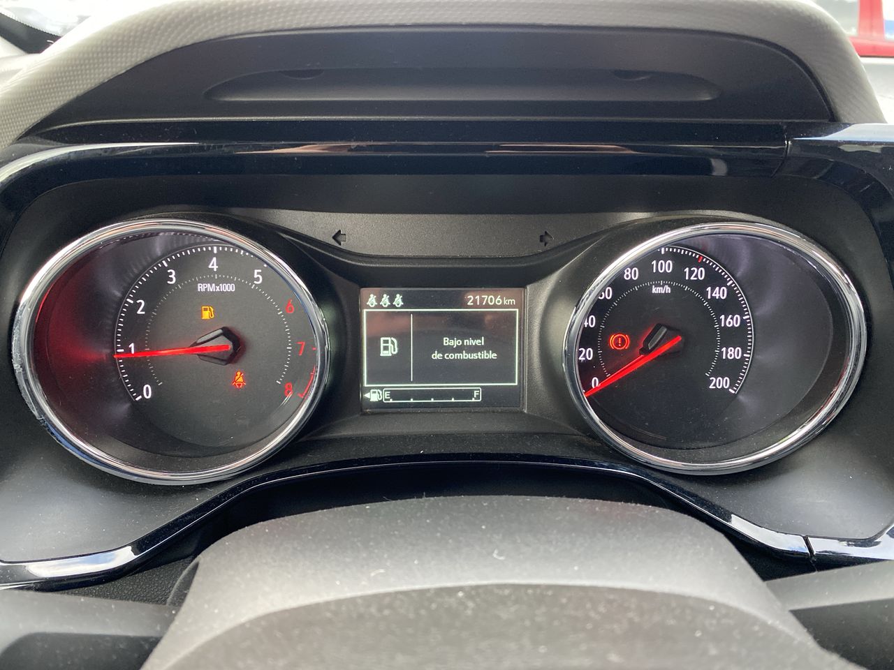 Chevrolet Montana — foto 20 de 27